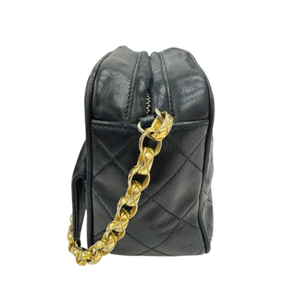 CHANEL Black Lambskin Leather Shoulder Bag - Picture 4 of 16